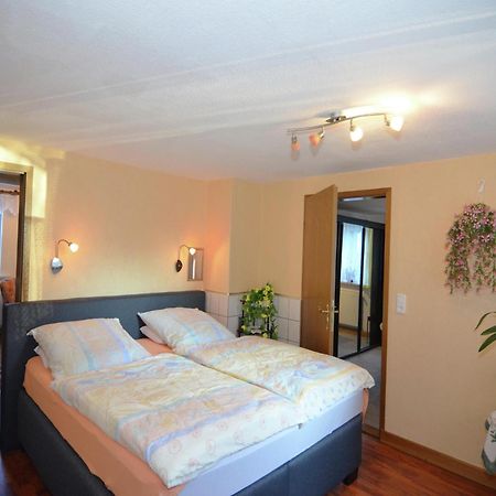 Holiday Home With Garden Neustadt am Rennsteig Extérieur photo