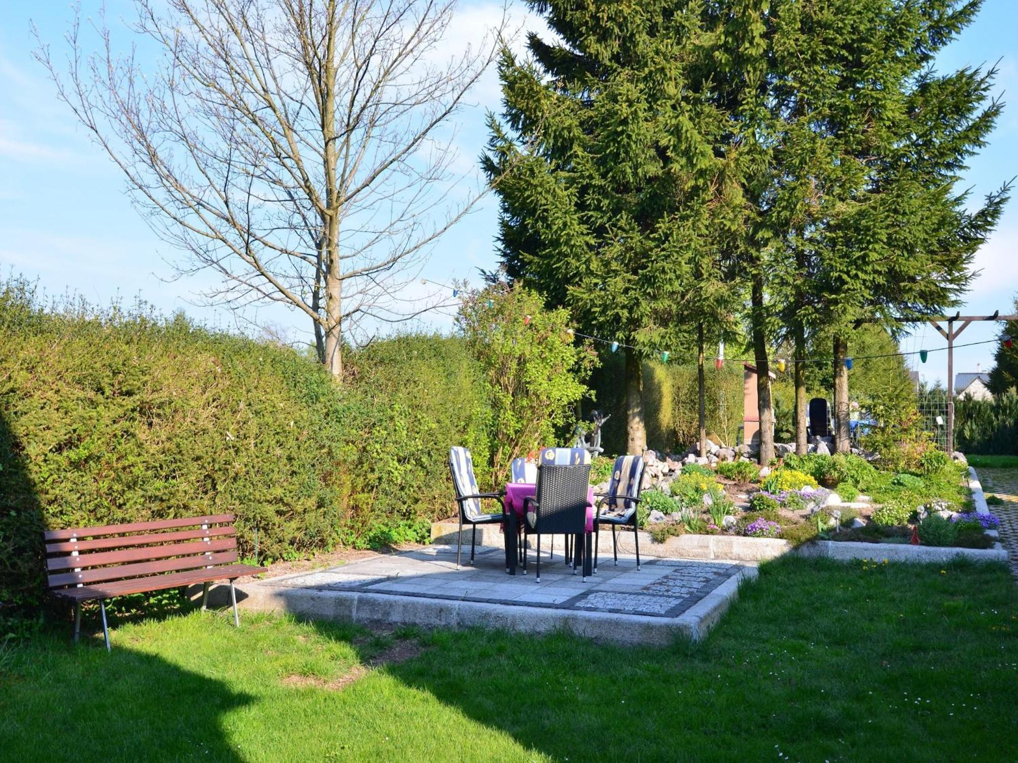 Holiday Home With Garden Neustadt am Rennsteig Extérieur photo