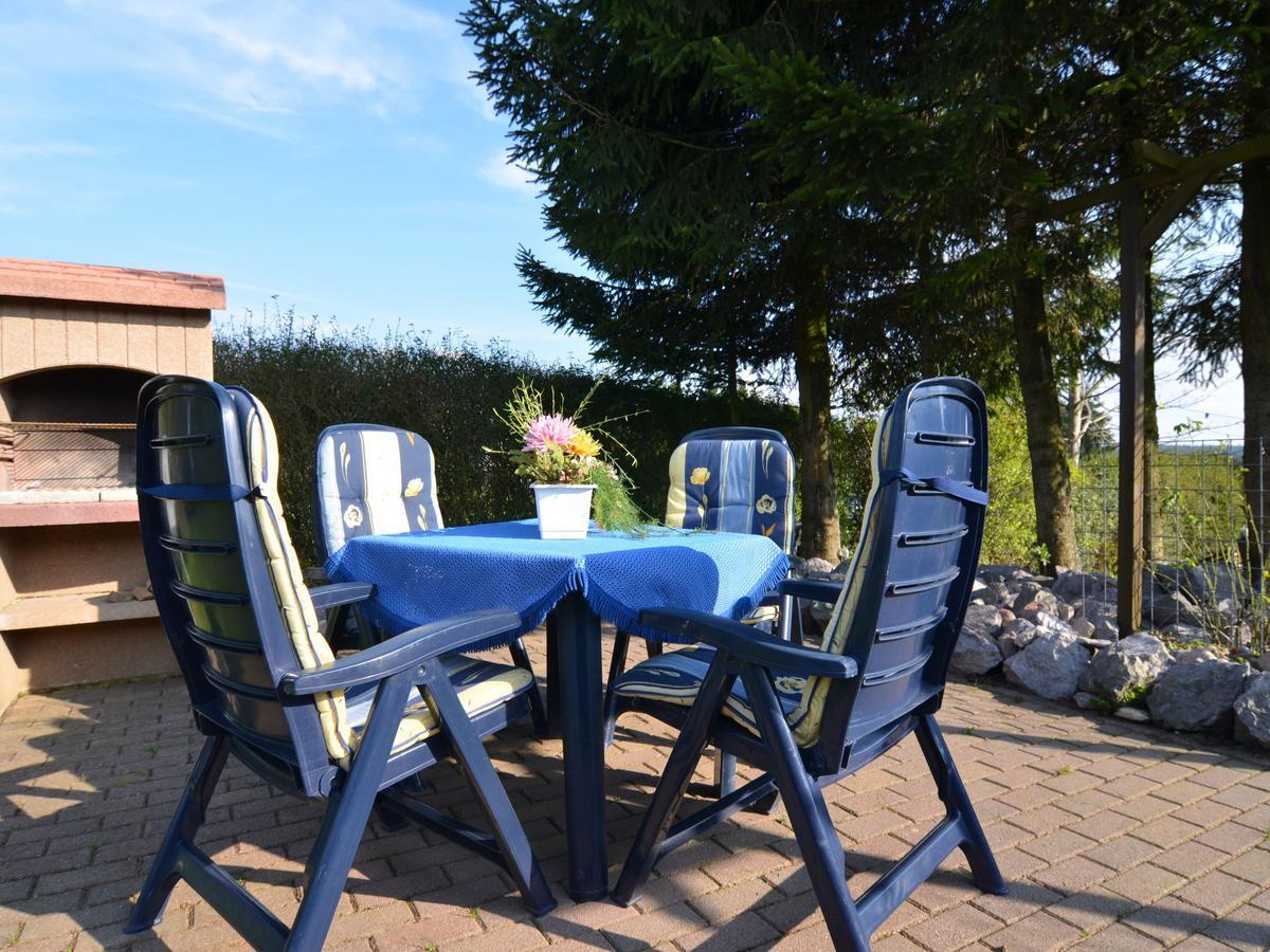 Holiday Home With Garden Neustadt am Rennsteig Extérieur photo
